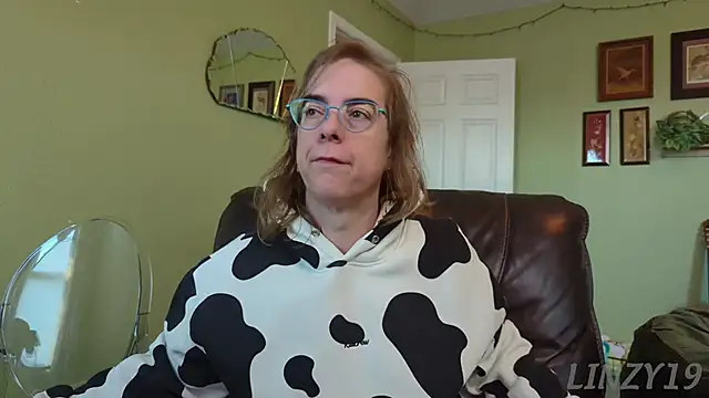 Linzy 19 online show from 11-05-25, 02:50