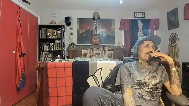 Snapshot of RoosterWabbit chatting on 03-01-25, 06:46 RoosterWabbit online show from 03-01-25, 06:46