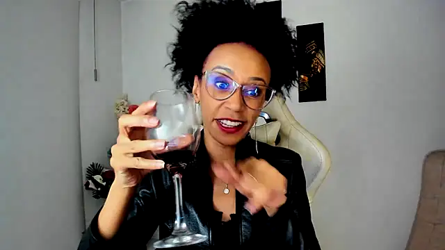 ScarlettMalbec online show from 03-21-25, 12:07