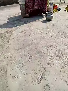 COUPLLE VILLAGE online show from 01-31-25, 07:07