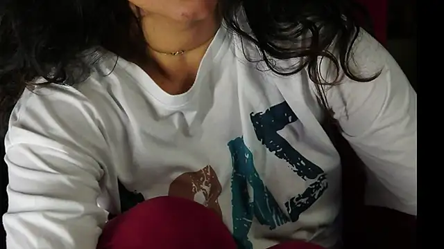 Snapshot of -AyeshaSinghania- chatting on 12-28-24, 11:30 -AyeshaSinghania- online show from 12-28-24, 11:30