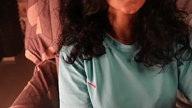 Snapshot of -AyeshaSinghania- chatting on 09-17-25, 10:28 -AyeshaSinghania- online show from 09-17-25, 10:28