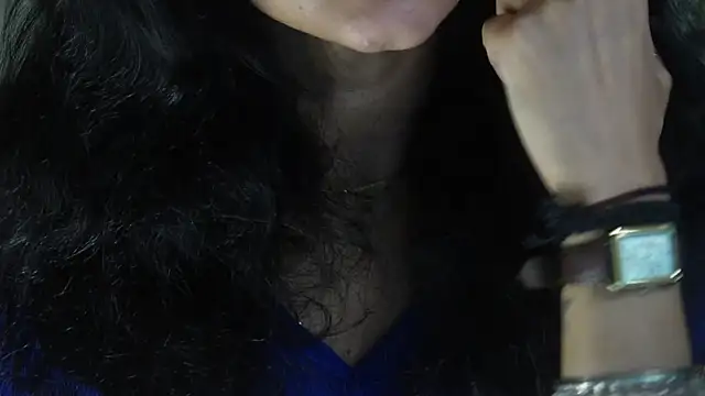 Snapshot of -AyeshaSinghania- chatting on 09-22-25, 11:12 -AyeshaSinghania- online show from 09-22-25, 11:12