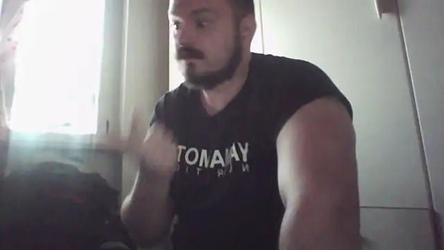 Snapshot of bussilesnar chatting on 02-20-26, 03:01 bussilesnar online show from 02-20-26, 03:01