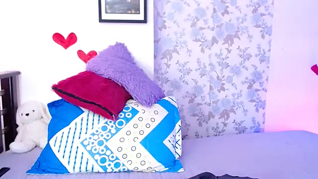 vanessa cute1 online show from 09-19-25, 04:29