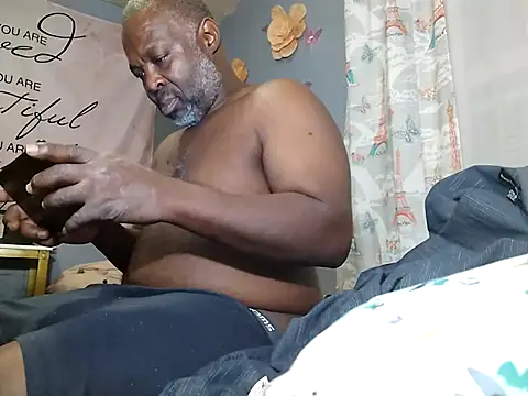 Snapshot of macnificent1fr chatting on 12-04-24, 04:10 macnificent1fr online show from 12-04-24, 04:10