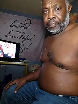 Snapshot of macnificent1fr chatting on 02-05-25, 03:45 macnificent1fr online show from 02-05-25, 03:45