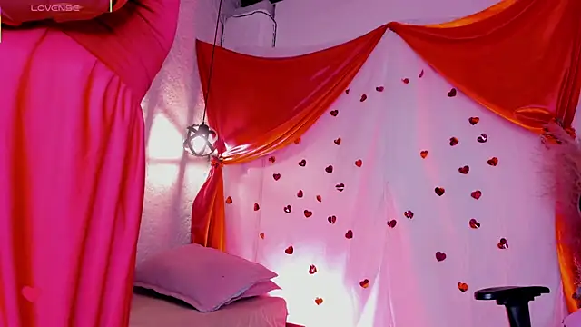 Alizon 1 online show from 02-14-26, 06:04