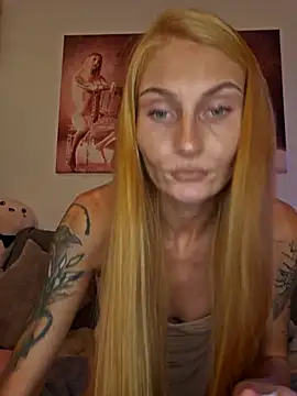 Snapshot of LessiaMia chatting on 11-29-25, 03:26 LessiaMia online show from 11-29-25, 03:26