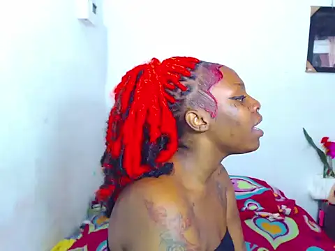 Snapshot of The_wickles_4443 chatting on 02-15-25, 04:45 The wickles 4443 online show from 02-15-25, 04:45