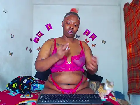 Snapshot of The_wickles_4443 chatting on 12-15-25, 06:45 The wickles 4443 online show from 12-15-25, 06:45