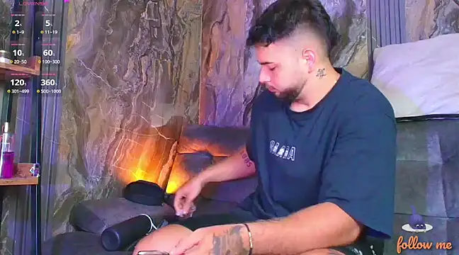 Andrew Brown online show from 03-11-25, 02:18