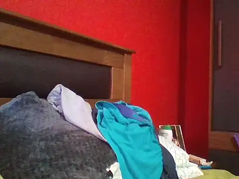 Snapshot of negritoo_xx chatting on 11-18-25, 04:33 negritoo xx online show from 11-18-25, 04:33