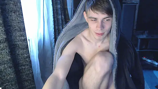 Snapshot of Student_Oliver chatting on 11-26-25, 07:31 Student Oliver online show from 11-26-25, 07:31