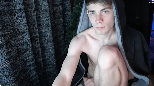 Snapshot of Student_Oliver chatting on 12-14-25, 05:18 Student Oliver online show from 12-14-25, 05:18