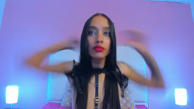 charlotte kisss online show from 01-14-25, 09:09