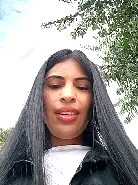 Astrid-- online show from 01-02-25, 03:19