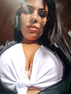 Astrid-- online show from 03-11-26, 03:07