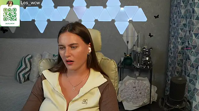 HarleyDeess online show from 09-18-25, 08:33