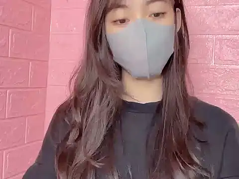 DA-EUN online show from 10-24-25, 04:31