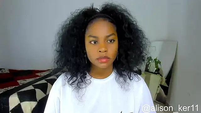 alison-ker3 online show from 10-25-25, 08:11