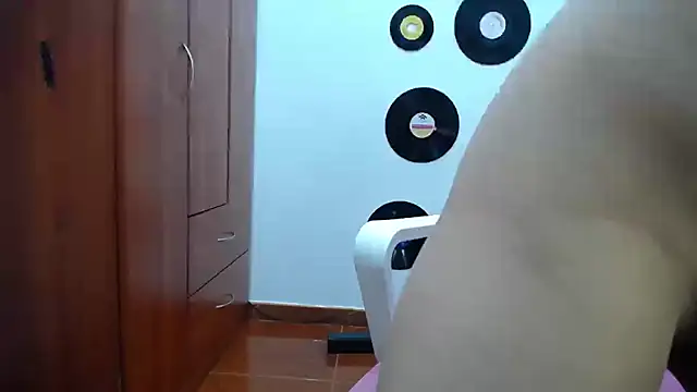 9 Fernanda 9 online show from 03-01-25, 12:17