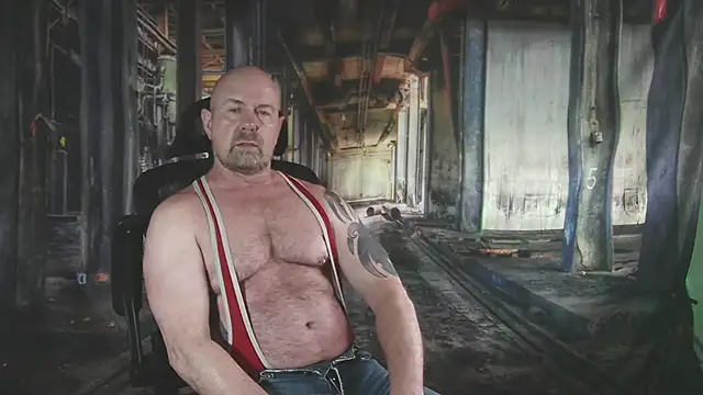 ManlyPrisonGuy online show from 04-07-26, 01:44