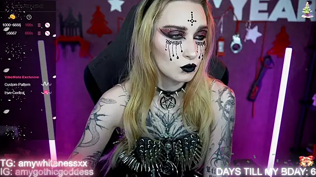 amywhitenessxx online show from 12-19-25, 02:13