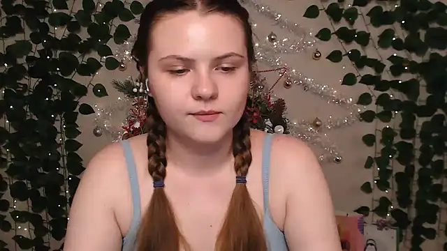 IxxiLiana online show from 12-27-24, 10:23