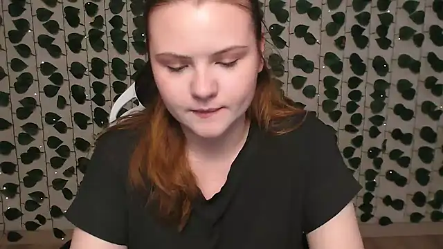 IxxiLiana online show from 01-14-25, 04:15