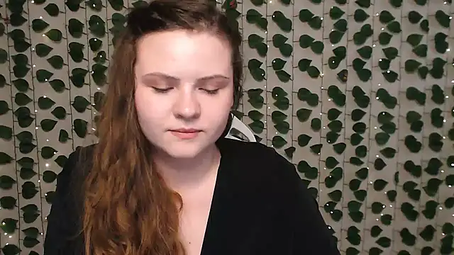 IxxiLiana online show from 01-25-25, 07:06