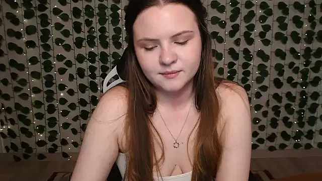 IxxiLiana online show from 02-22-25, 04:07