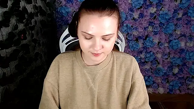 IxxiLiana online show from 09-25-25, 06:06