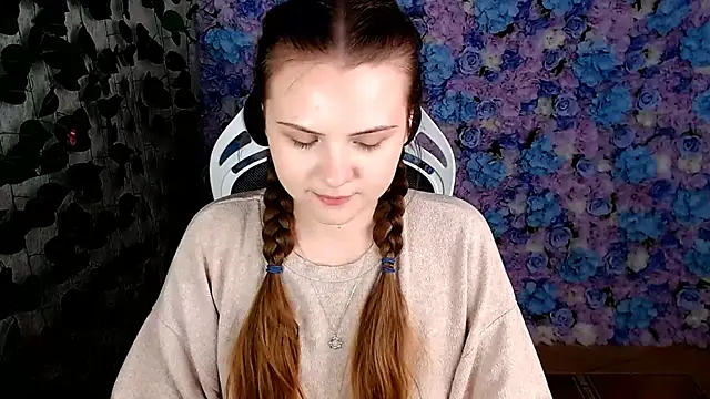 IxxiLiana online show from 09-27-25, 05:12