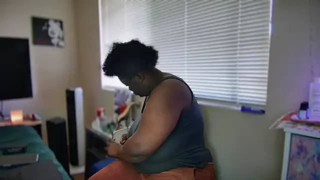 Snapshot of Yagurl__west chatting on 02-05-25, 08:35 Yagurl west online show from 02-05-25, 08:35