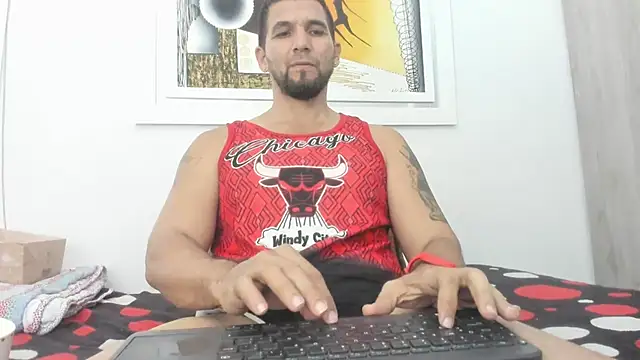 Snapshot of JULESLAKES chatting on 01-23-25, 12:19 JULESLAKES online show from 01-23-25, 12:19