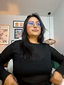 Snapshot of Amber_gold_ chatting on 01-10-25, 01:31 Amber gold online show from 01-10-25, 01:31