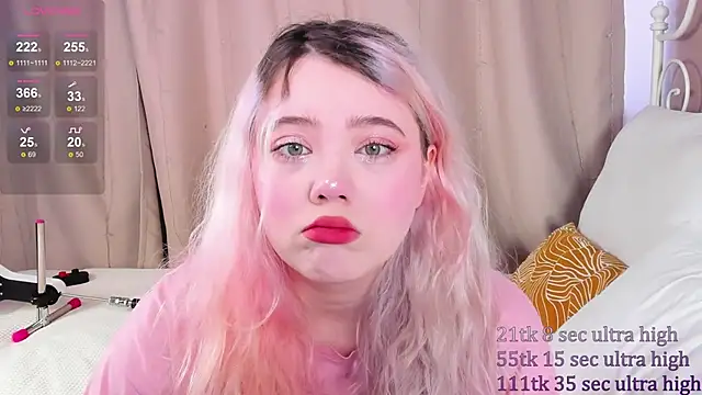   KawaiiYuki   online show from 01-27-25, 09:02