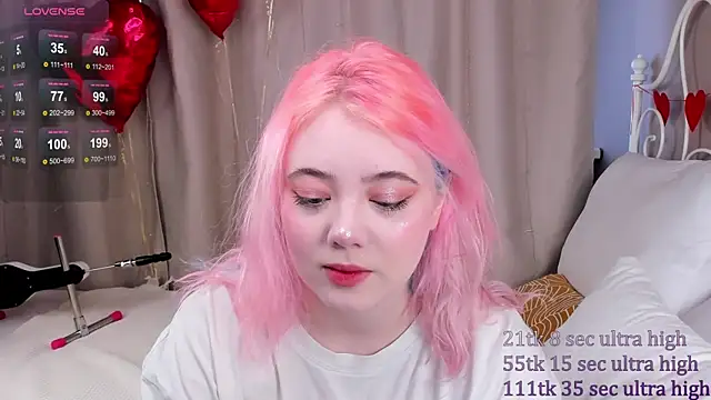   KawaiiYuki   online show from 02-13-25, 08:38