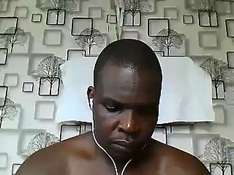 Snapshot of Chumba_001 chatting on 12-24-24, 12:11 Chumba 001 online show from 12-24-24, 12:11