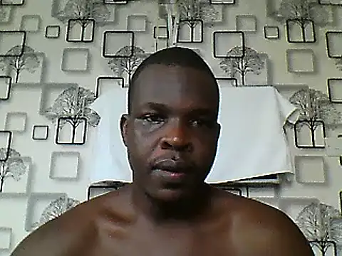 Snapshot of Chumba_001 chatting on 12-27-24, 04:15 Chumba 001 online show from 12-27-24, 04:15