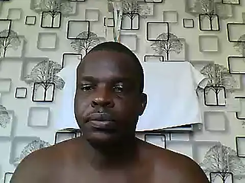 Snapshot of Chumba_001 chatting on 12-27-24, 07:18 Chumba 001 online show from 12-27-24, 07:18