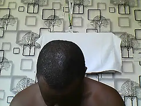 Snapshot of Chumba_001 chatting on 02-06-25, 10:37 Chumba 001 online show from 02-06-25, 10:37