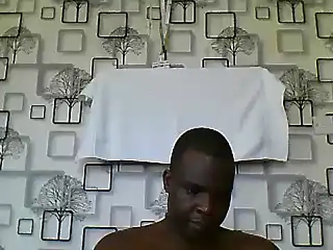 Snapshot of Chumba_001 chatting on 02-16-25, 08:10 Chumba 001 online show from 02-16-25, 08:10