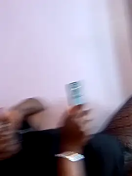 Poisonous Ivy online show from 12-04-24, 09:57