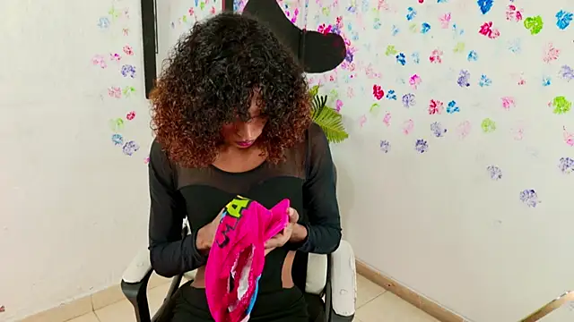 lau sil online show from 09-28-25, 10:48