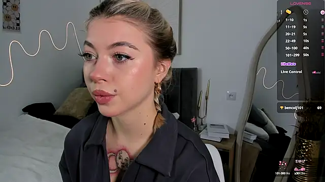 SimonaGerry online show from 10-11-25, 04:22