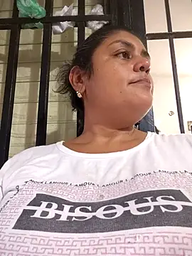 Snapshot of AlyDenalioficial chatting on 11-20-25, 09:58 AlyDenalioficial online show from 11-20-25, 09:58