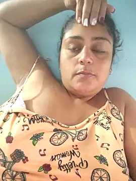 Snapshot of AlyDenalioficial chatting on 11-22-25, 12:59 AlyDenalioficial online show from 11-22-25, 12:59