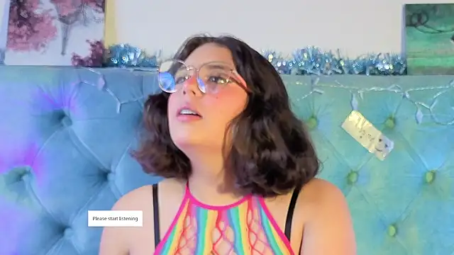 Paola Lyon  online show from 01-06-26, 06:22